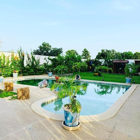 Le Diamant Noir Hotel Nguekokh Bagian luar foto