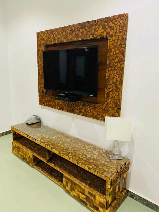 Le Diamant Noir Hotel Nguekokh Bagian luar foto