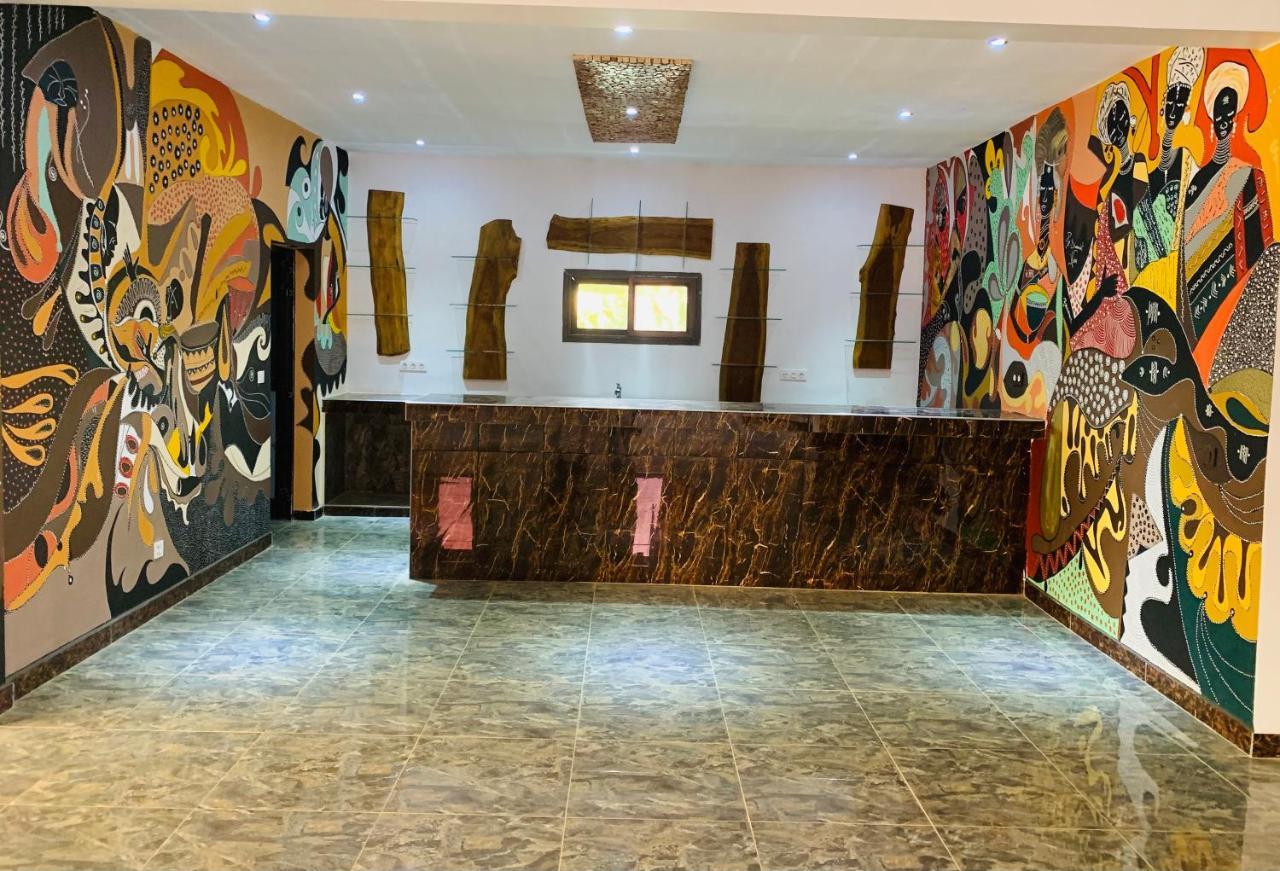 Le Diamant Noir Hotel Nguekokh Bagian luar foto
